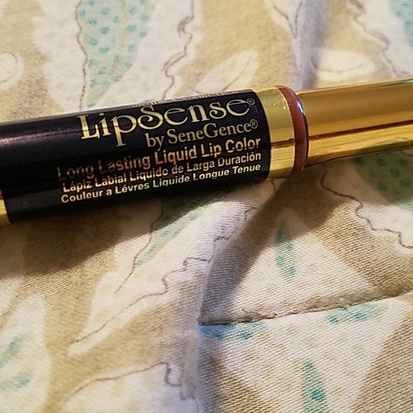 LipSense Other - Lipsense Sheer Berry